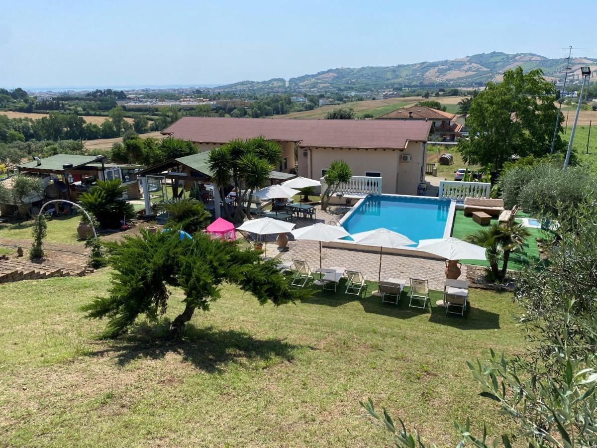 Residence Il Villaggio Del Re Corropoli Exterior foto